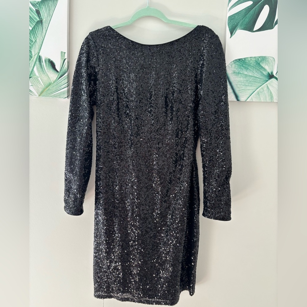 VINCE CAMUTO BLACK SEQUIN DRESS